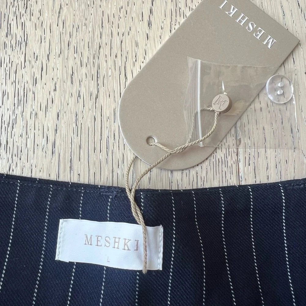 NWT Meshki “Jacqueline” Navy Pinstripe Wide-Leg Pants - Picture 9 of 16